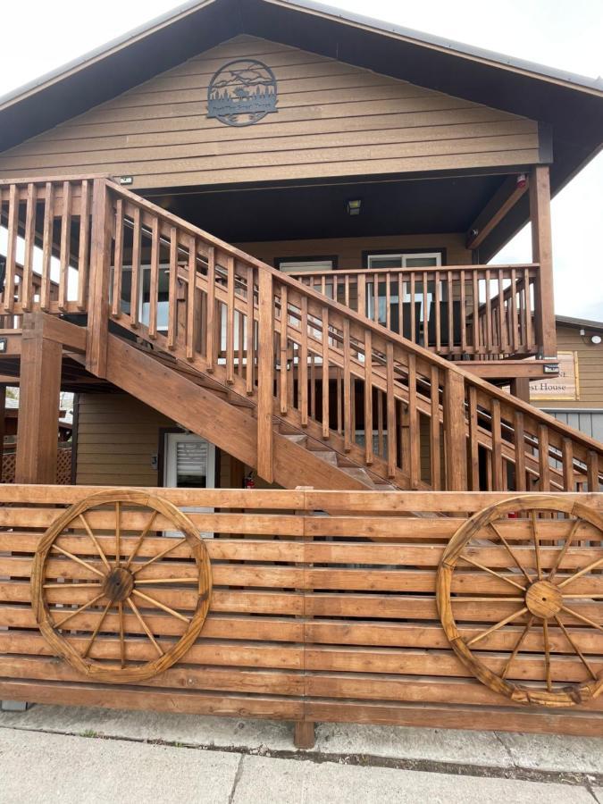Parkway Yellowstone Guest House Room #1 Гардинър Екстериор снимка