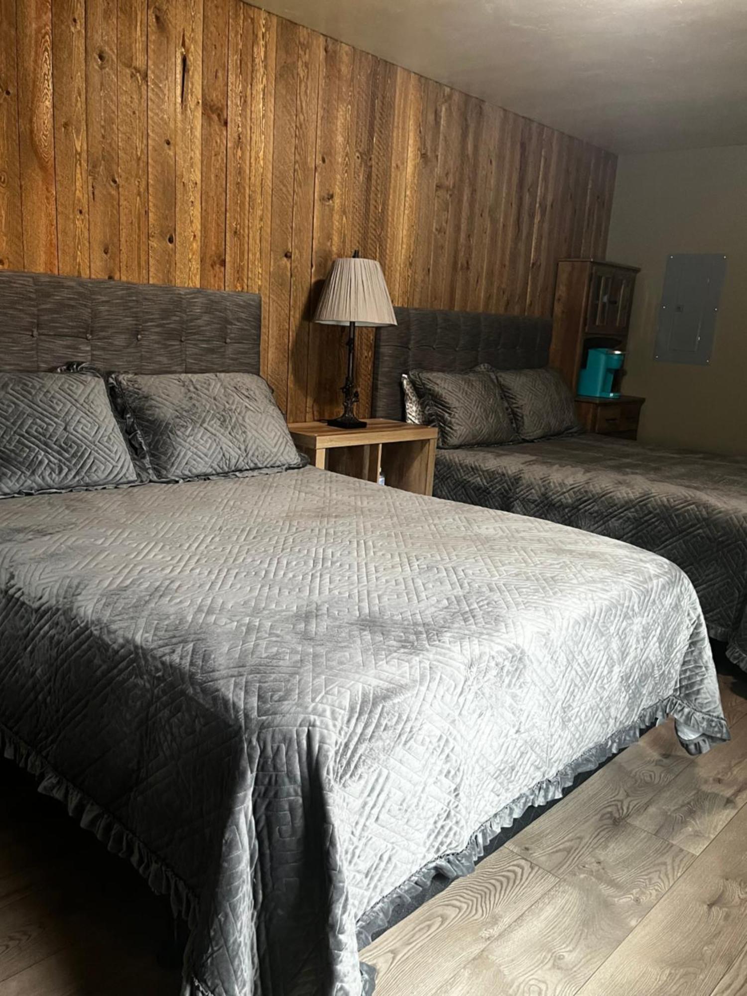 Parkway Yellowstone Guest House Room #1 Гардинър Екстериор снимка