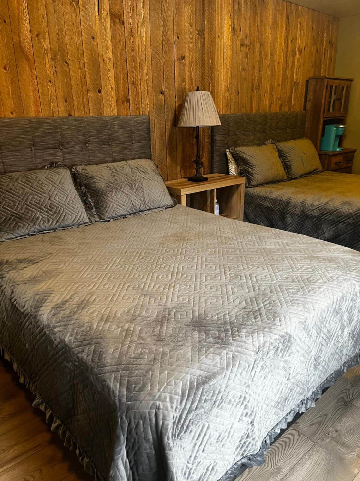 Parkway Yellowstone Guest House Room #1 Гардинър Екстериор снимка