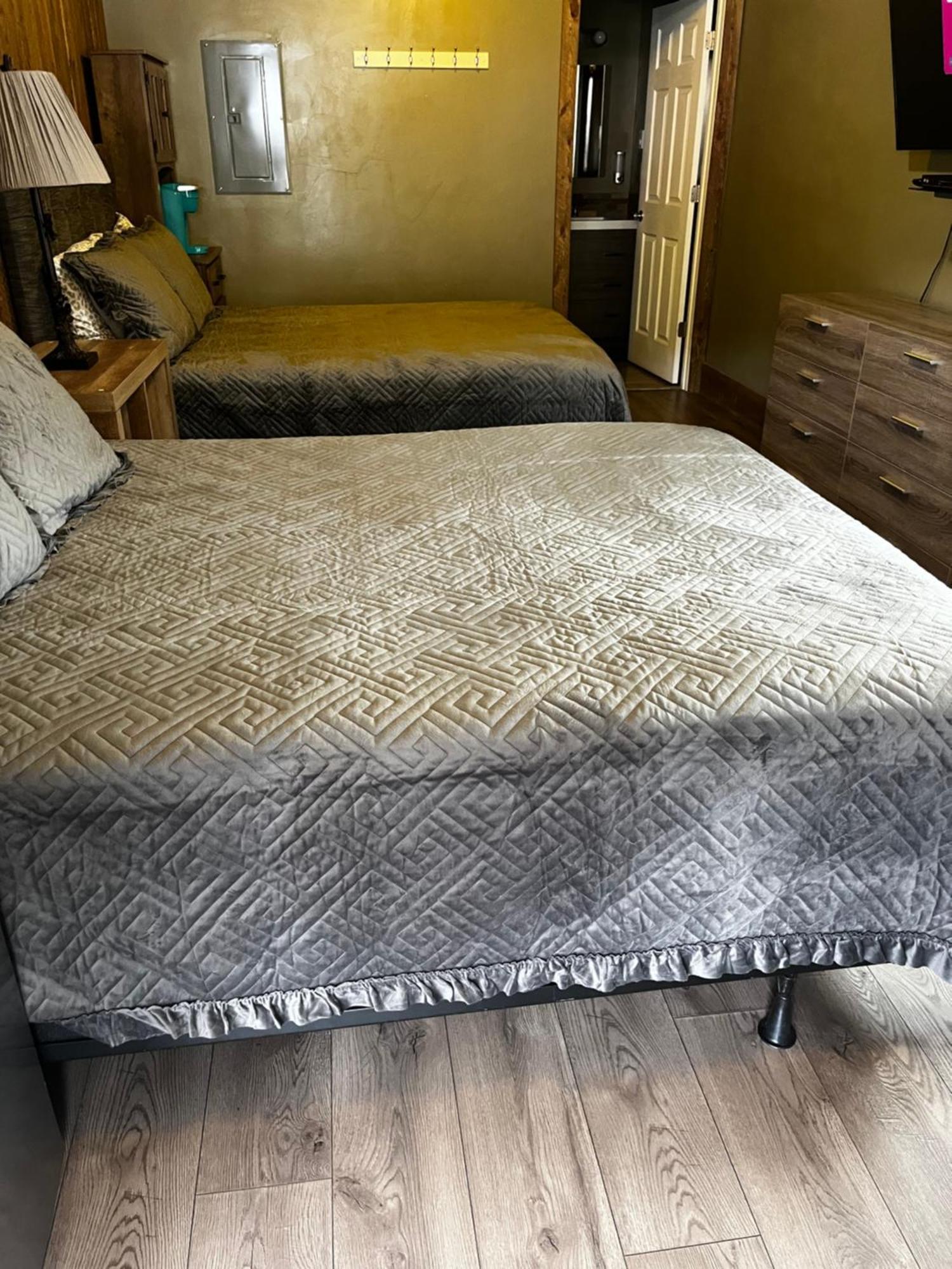 Parkway Yellowstone Guest House Room #1 Гардинър Екстериор снимка